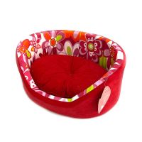 CULCUS TEXTIL PENTRU CAINI SI PISICI TAURUS 2 RED 38x54x18 CM